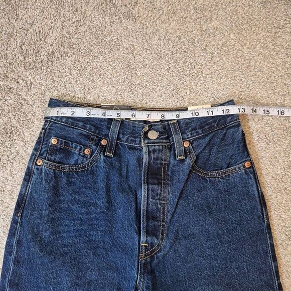 Levi's Premium Ribcage Straight Ankle Jeans Size 25 - Picture 8 of 10